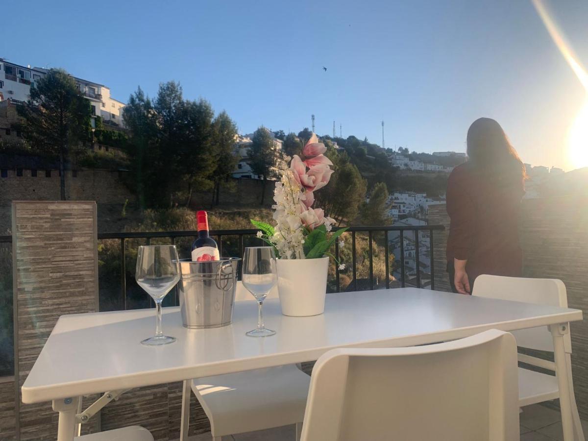 El Balcon De La Roca Lägenhet Setenil De Las Bodegas Exteriör bild